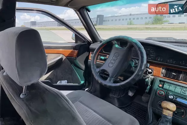 Audi 100 1990