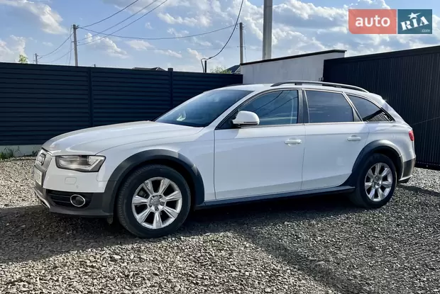 Audi A4 Allroad 2015
