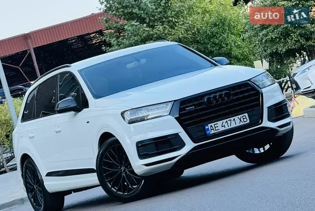 Audi Q7 2016