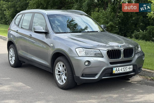 BMW X3 2011
