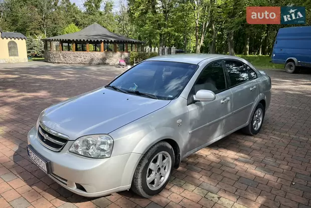Chevrolet Lacetti 2004