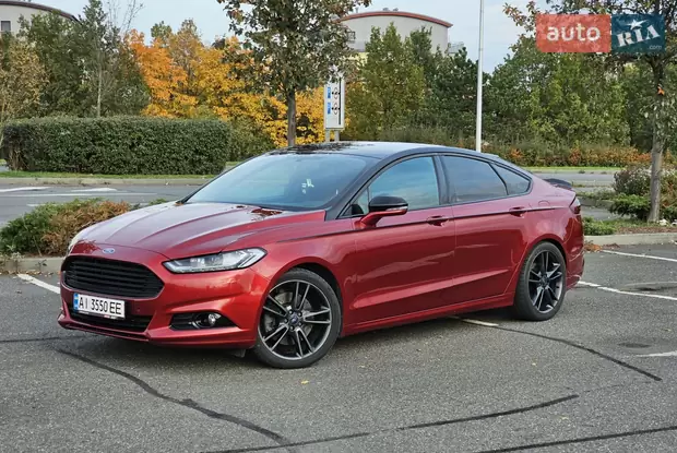 Ford Fusion 2015