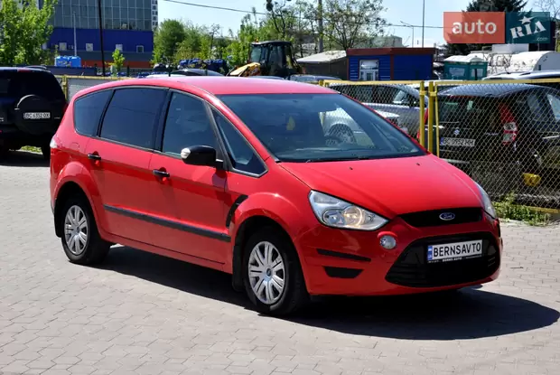 Ford S-Max 2012