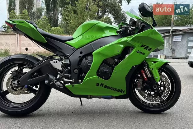 てん ページ Fuel Tank Ninja ZX-10R 2013(ZX1000JDF) - Kawasaki純正部品