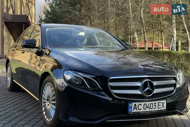 Mercedes-Benz E-Class 2016