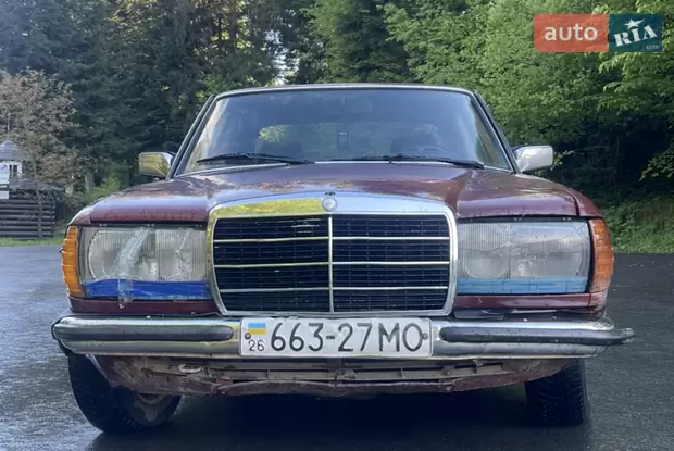 Mercedes-Benz E-Class 1983