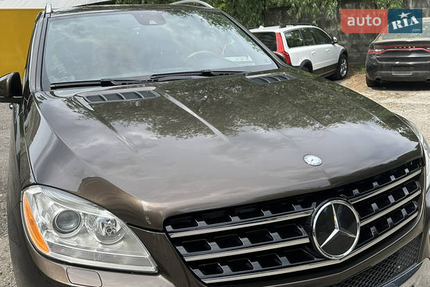 Mercedes-Benz M-Class 2015