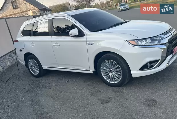Mitsubishi Outlander 2018