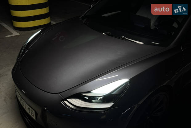 Tesla Model 3 2023