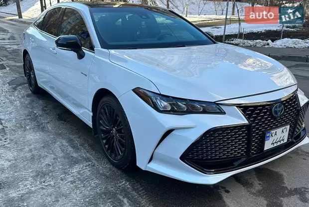 Toyota Avalon 2021