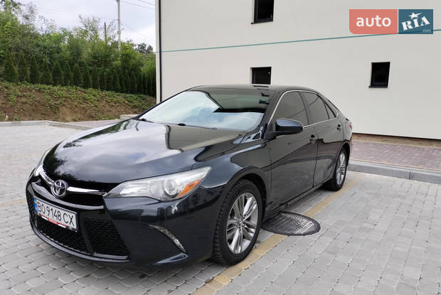 Toyota Camry 2015