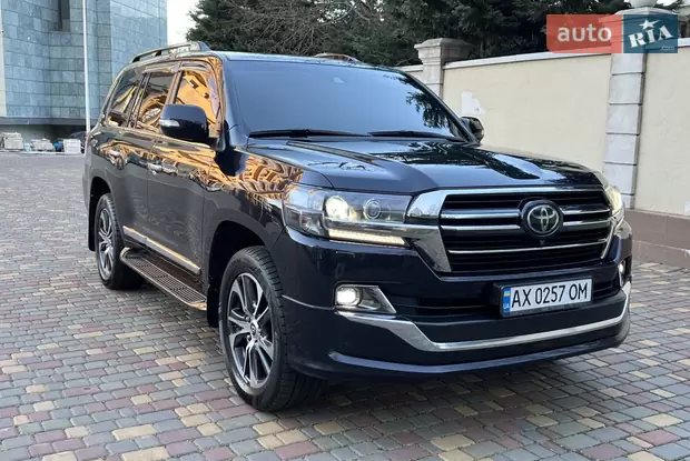Toyota Land Cruiser 2020