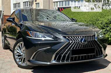 Lexus ES 2023