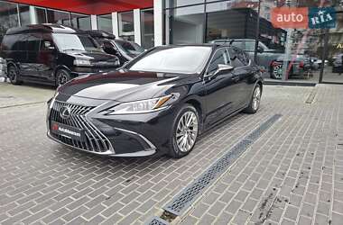 Lexus ES 2022