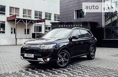 Mitsubishi Outlander 2015