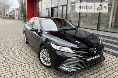 Toyota Camry 2020