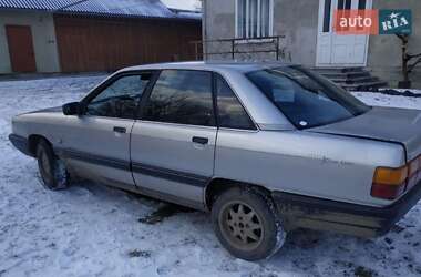 Седан Audi 100 1988 в Івано-Франківську