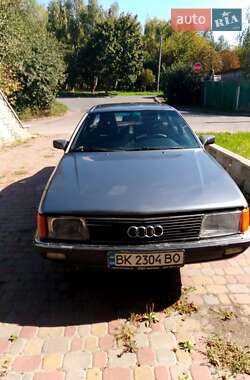 Седан Audi 100 1984 в Рівному