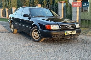 Седан Audi 100 1991 в Жовкве