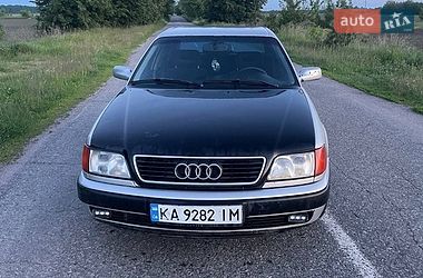 Седан Audi 100 1992 в Василькове