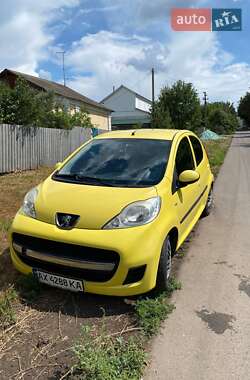 Хэтчбек Peugeot 107 2010 в Харькове