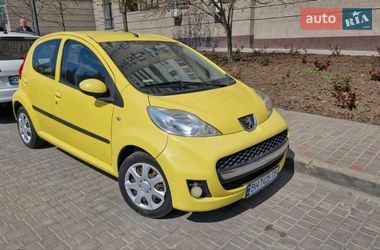 Хетчбек Peugeot 107 2012 в Одесі