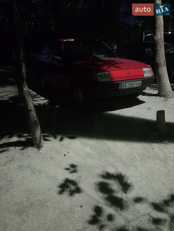 Хэтчбек ЗАЗ 1102 Таврия 2006 в Кропивницком