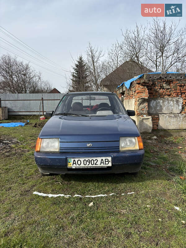 Лифтбек ЗАЗ 1103 Славута 2005 в Ужгороде Лифтбек ЗАЗ 1103 Славута 2005 в Ужгороде