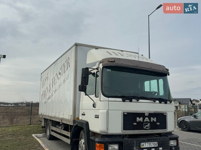 Грузовой фургон MAN 12.232 1996 в Ивано-Франковске