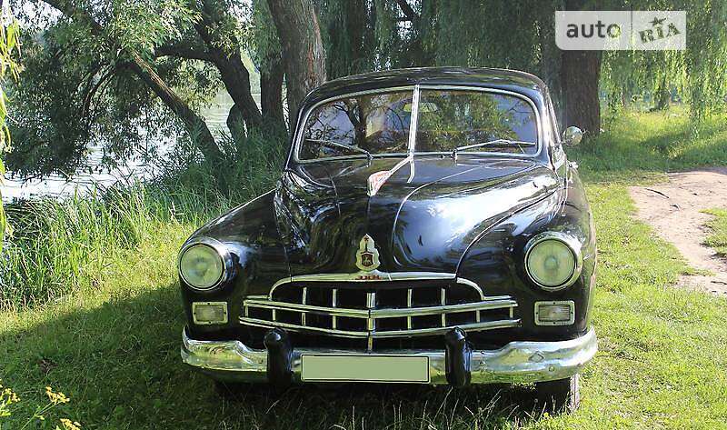 Лимузин ЗИМ 12 1954 в Киеве