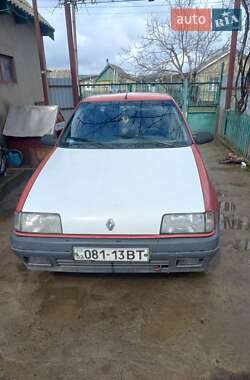 Седан Renault 19 1991 в Одессе