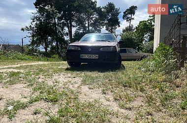 Седан Renault 19 1995 в Славуте
