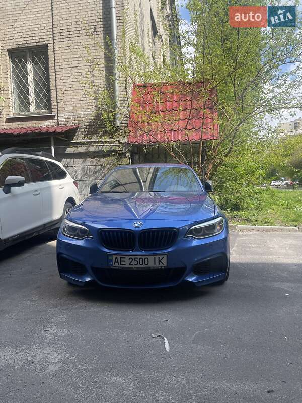 Купе BMW 2 Series 2015 в Киеве Купе BMW 2 Series 2015 в Киеве
