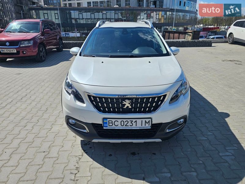 Позашляховик / Кросовер Peugeot 2008 2019 в Львові Позашляховик / Кросовер Peugeot 2008 2019 в Львові