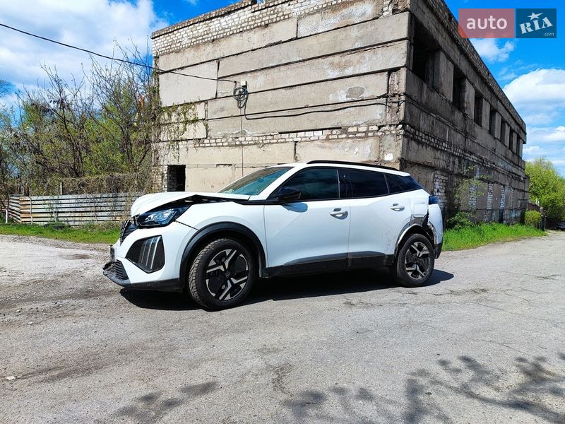 Внедорожник / Кроссовер Peugeot 2008 2023 в Запорожье