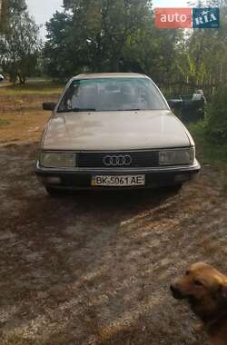 Седан Audi 200 1984 в Маневичах Седан Audi 200 1984 в Маневичах