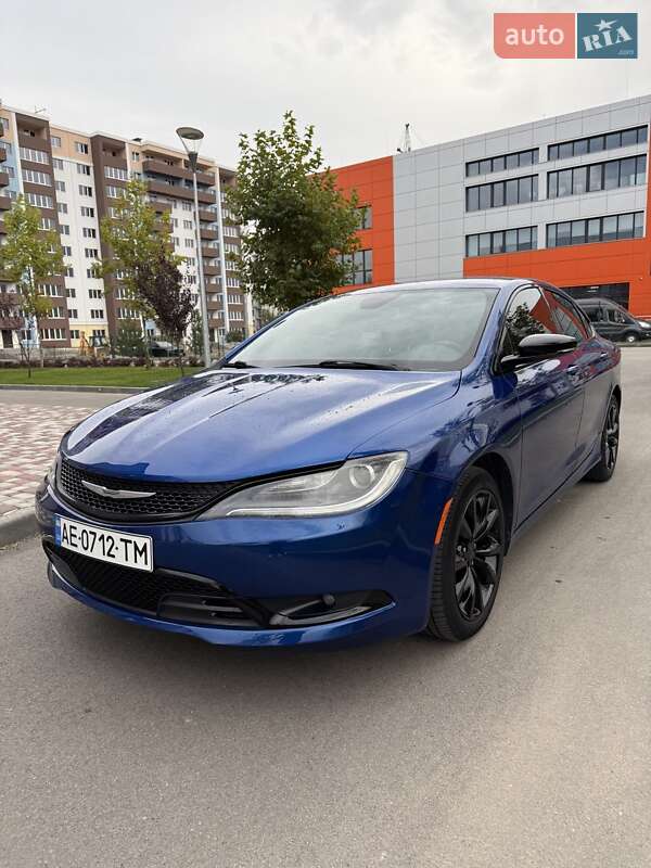 Седан Chrysler 200 2014 в Днепре Седан Chrysler 200 2014 в Днепре