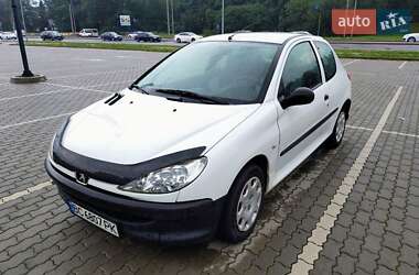 Хэтчбек Peugeot 206 2004 в Львове