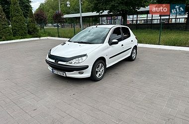 Хетчбек Peugeot 206 2008 в Києві