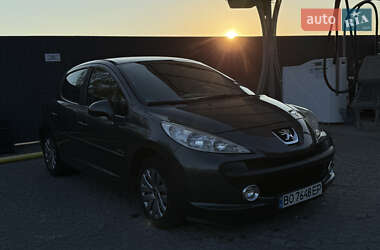 Хэтчбек Peugeot 207 2009 в Тернополе