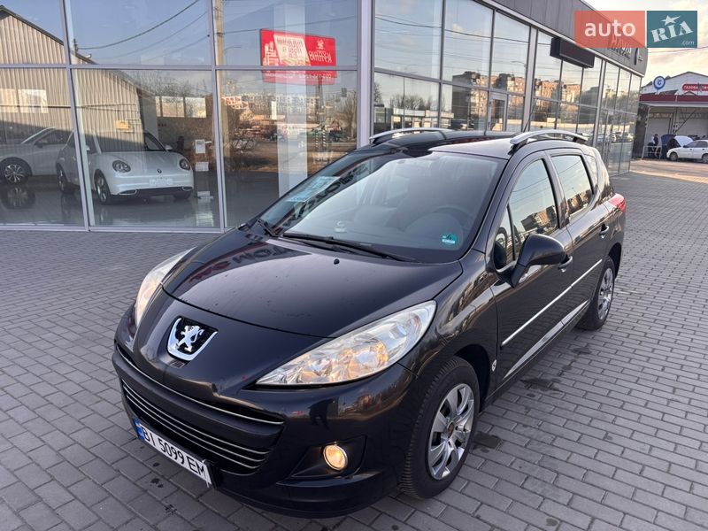 Универсал Peugeot 207 2009 в Полтаве
