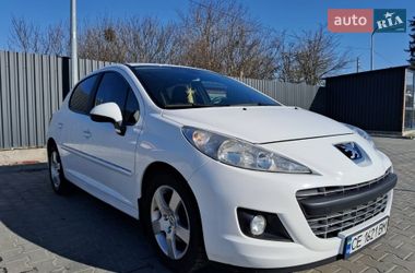 Хэтчбек Peugeot 207 2012 в Киеве