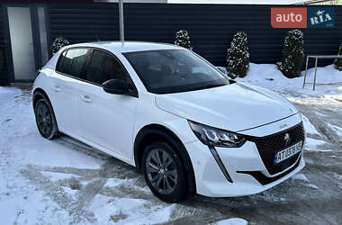 Хетчбек Peugeot 208 2022 в Івано-Франківську