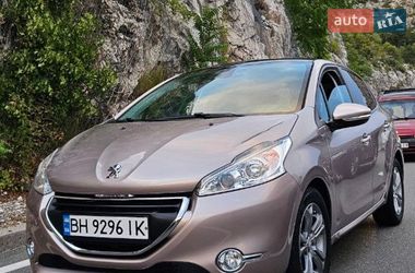 Хетчбек Peugeot 208 2014 в Одесі Хетчбек Peugeot 208 2014 в Одесі