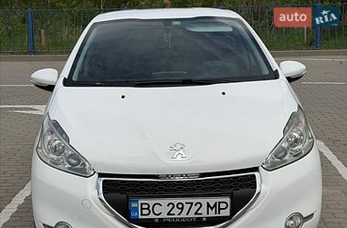 Хетчбек Peugeot 208 2012 в Дрогобичі