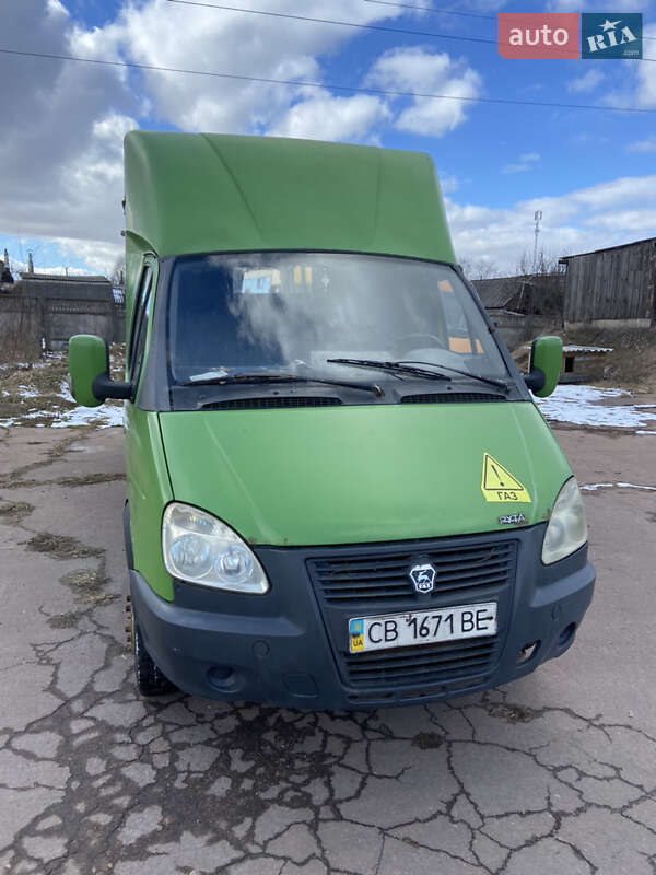 Микроавтобус РУТА 20 2008 в Чернигове Микроавтобус РУТА 20 2008 в Чернигове