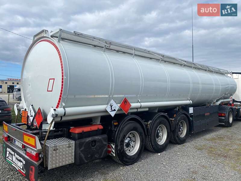 Цистерна полуприцеп Acerbi 20G 2006 в Стрые