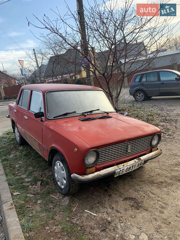 Седан ВАЗ / Lada 2101 1982 в Черновцах