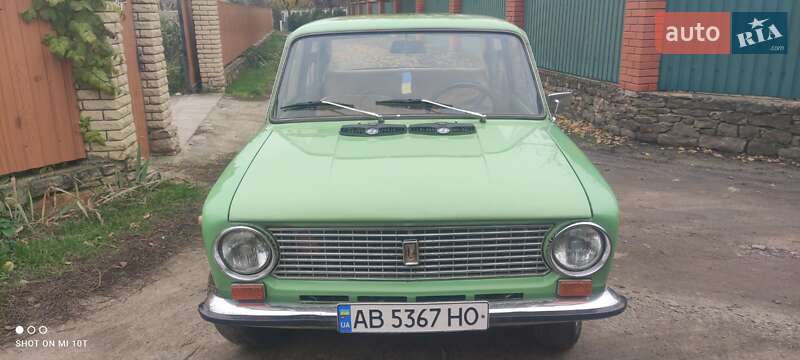 Седан ВАЗ / Lada 2101 1982 в Ямполе