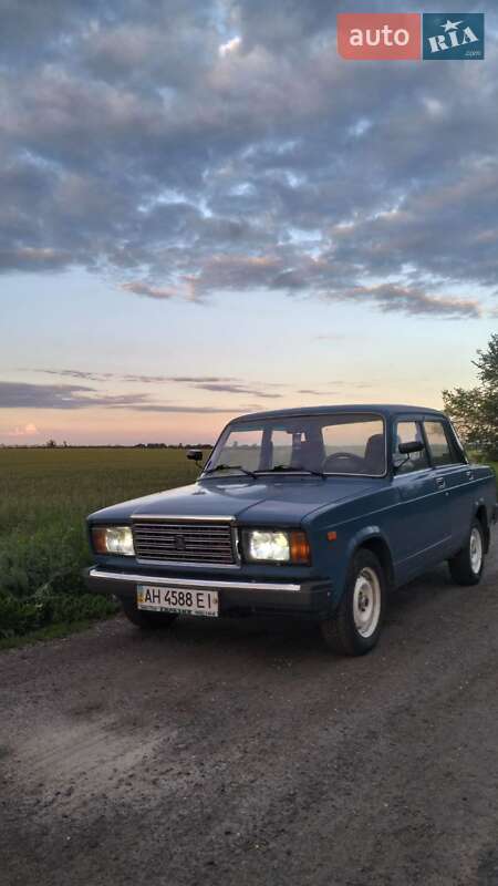 Седан ВАЗ / Lada 2107 2008 в Днепре